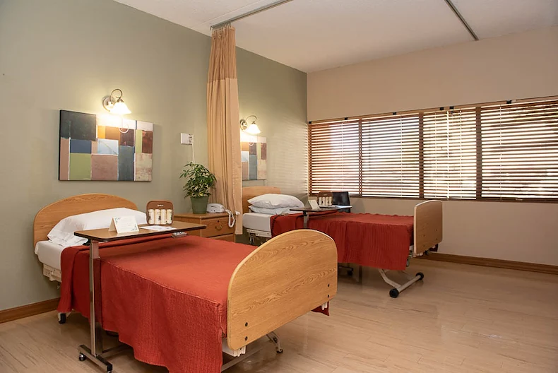 Image of Life Care Center Of North Glendale (4)