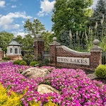 Image of Twin Lakes (2)