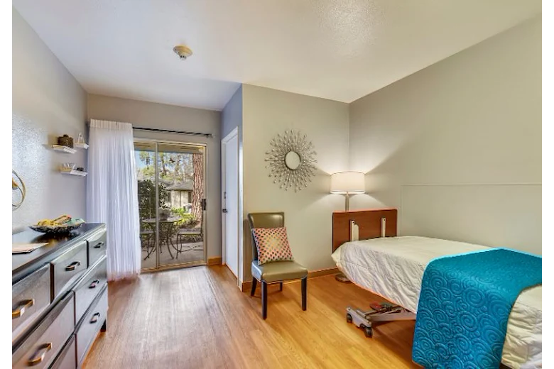 Image of Redwood Terrace Health Center (4)