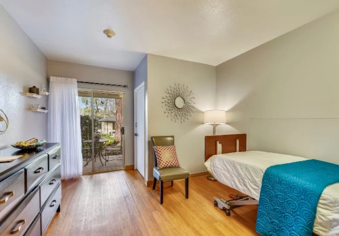 Image of Redwood Terrace Health Center (4)