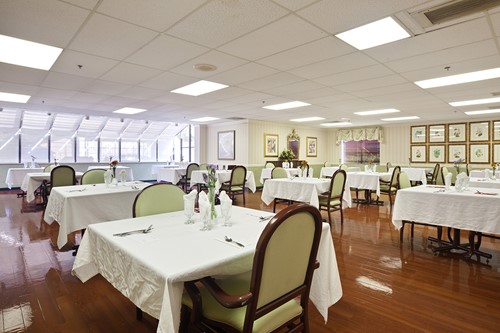 PruittHealth - Brookhaven Skilled Nursing & Rehabilitation Center Senior Care in Atlanta, Georgia dining room