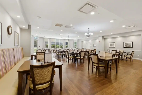 Image of The Landing on Dundee Senior Living (4)