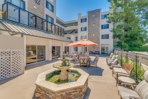 Image of Pacifica Senior Living Burlingame (1)