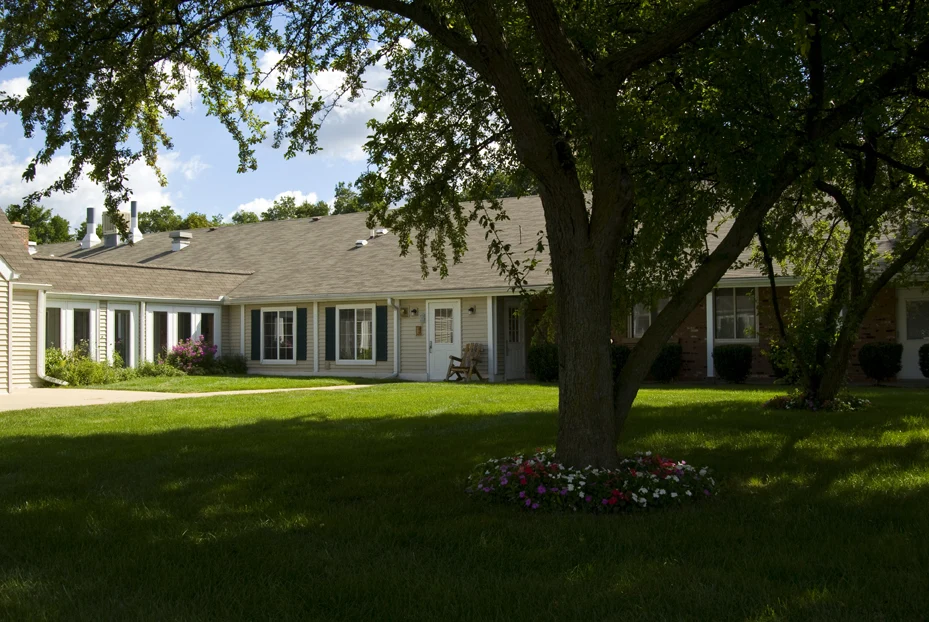 Marian Oakland Independent Living exterior