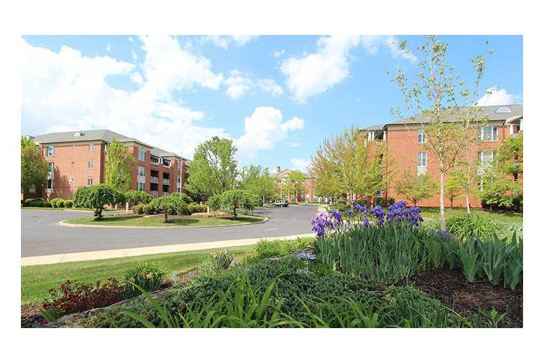 Image of Kirkland Village (1)