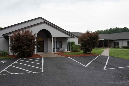 Image of Berkeley Springs Healthcare Center (1)