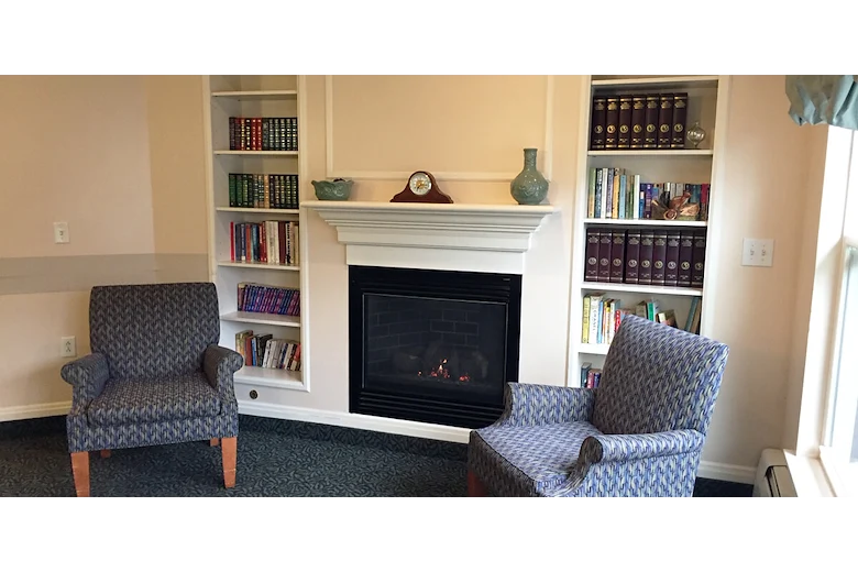 Image of Woodcrest Commons (6)