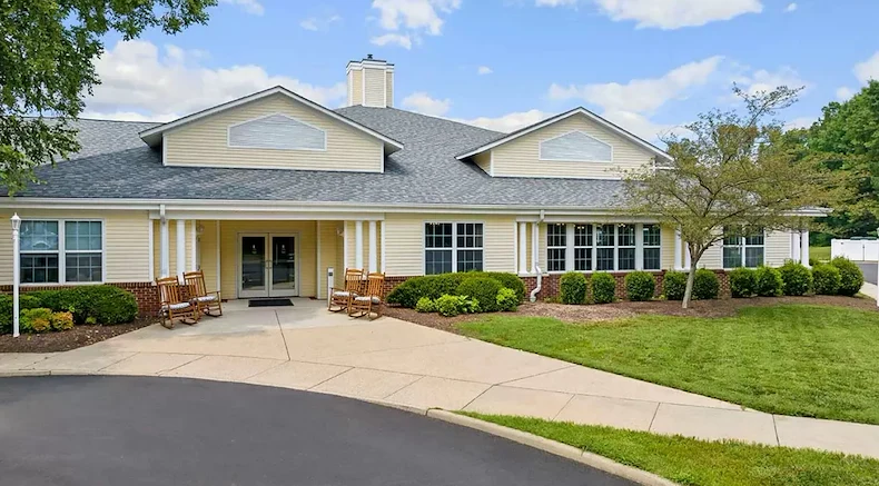 Image of Commonwealth Senior Living at Bon Air (1)