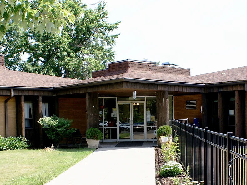 Image of Crestwood Care Center (1)