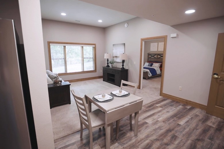 Image of Creekside at Elfindale Assisted Living (7)