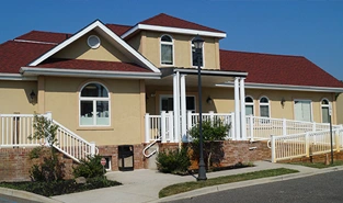 Image of Complete Care At Court House (1)