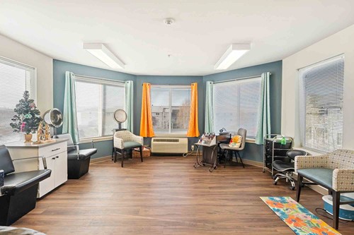 Stone Lodge Gracious Retirement Living Hawthorn Senior independent Living in Bend, Oregon beauty hair salon