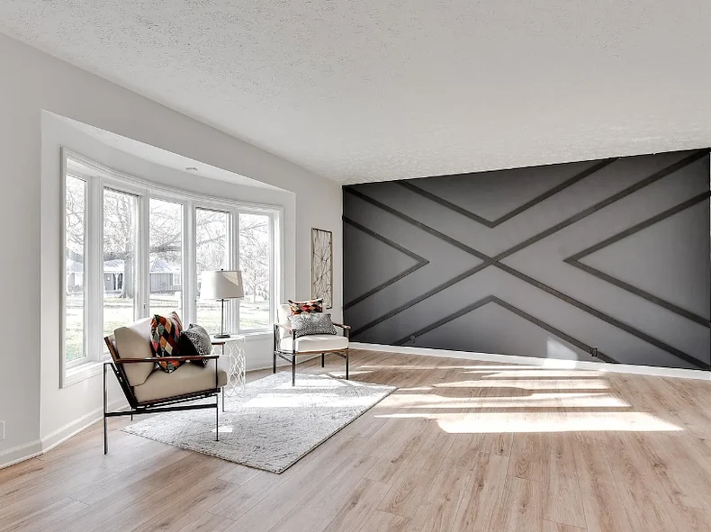 Legato Living Residential Memory Care at Indian Hills senior living community offering assisted living and memory care in Omaha, NE, community sitting area with great natural lighting