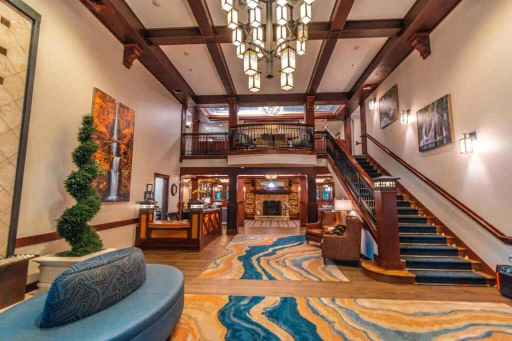 The Stafford Senior Living in Lake Oswego, Oregon front entrance