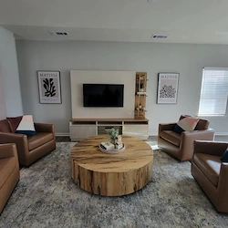 Image of Legacy Square Apartments (2)