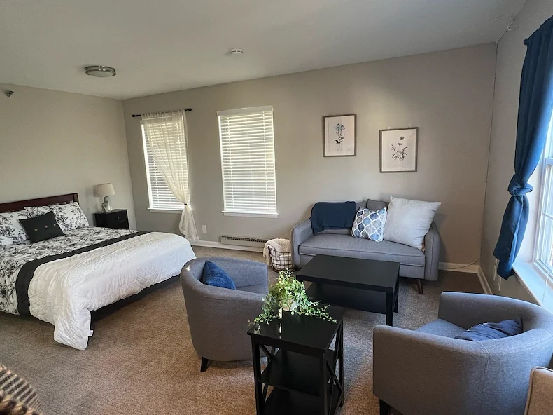 Image of The Residence at Gramercy (2)