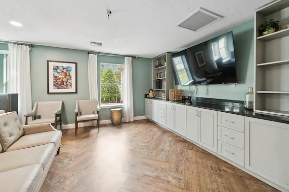 Image of Seasons at Southpoint (2)