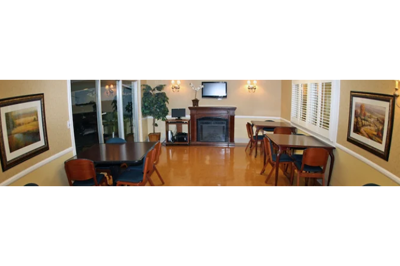 Image of Cottonwood Healthcare Center (6)