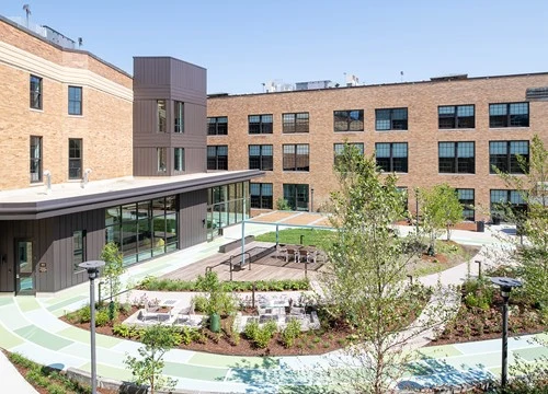 Image of The Pryde (2)