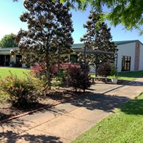 Image of England Oaks at England Airpark (2)