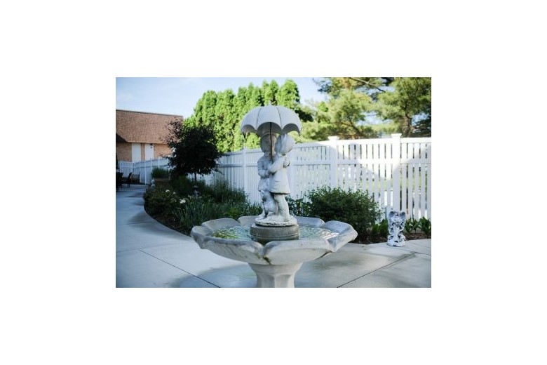 Image of Friendship Manor (2)