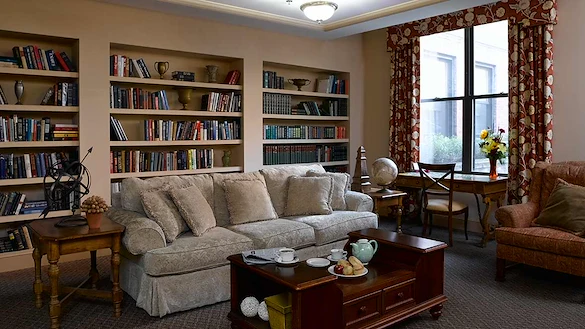 Image of Holiday Maplewood Place (4)