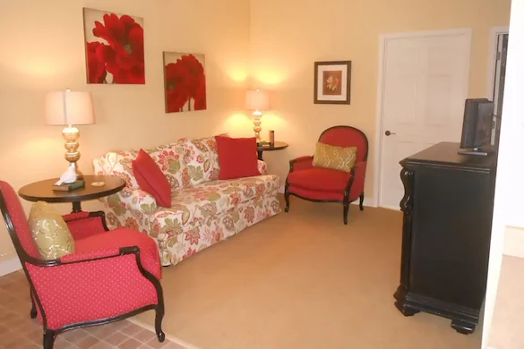 Image of Oakwood Senior Living (5)