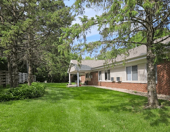 Image of Fairview Heights Apartments (4)