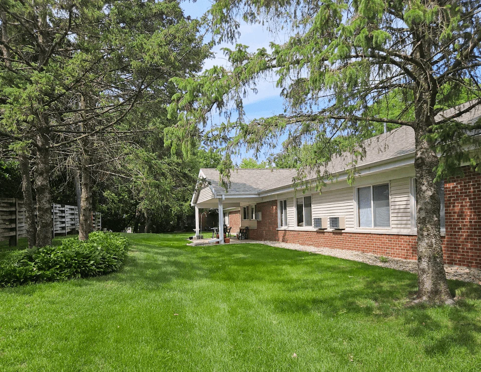 Image of Fairview Heights Apartments (4)