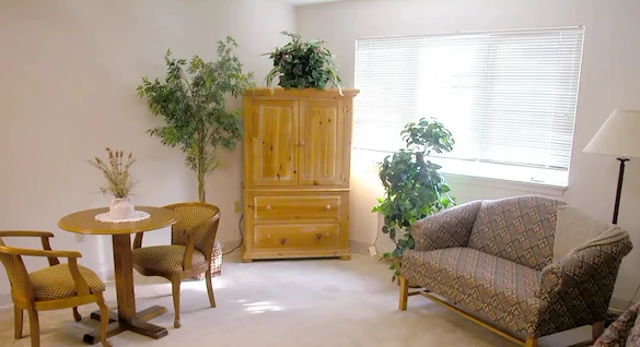 Image of Assisted Living at Miller's Merry Manor Wakarusa (2)