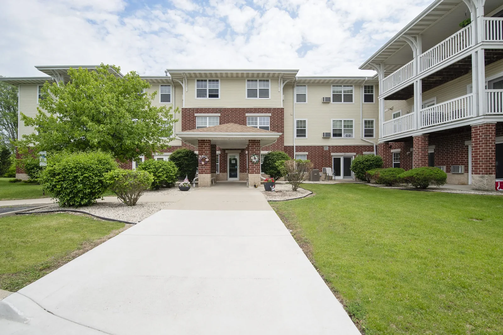 Image of Bell Tower Place Senior Apartments (1)