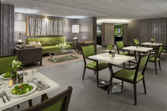 Image of Warren Barr North Shore (2)