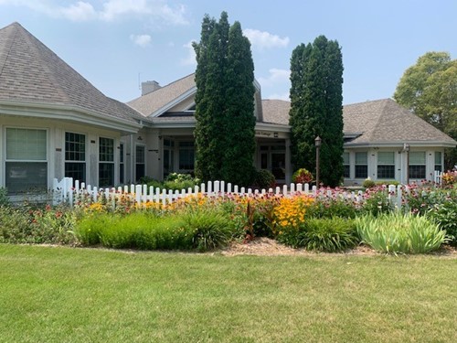 Image of Peabody Manor (5)