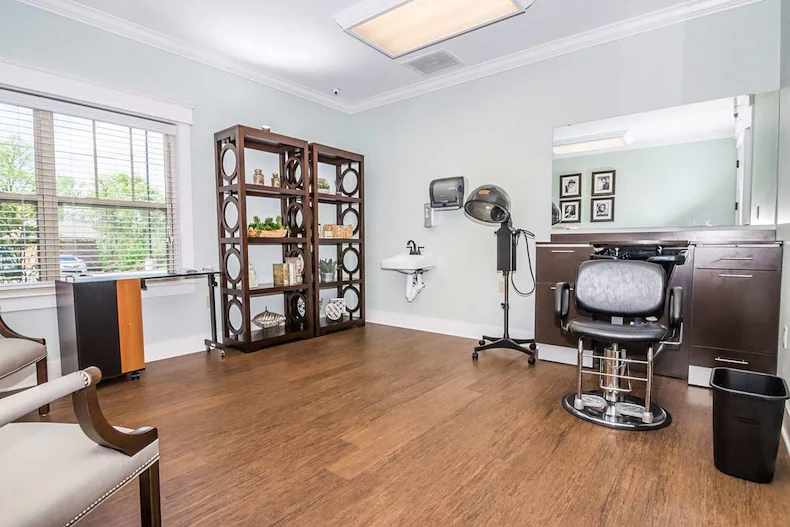 Image of Dominion Senior Living Bristol (9)