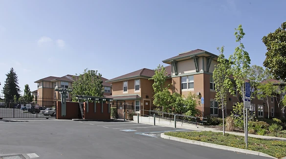 Image of Broadmoor Plaza (2)