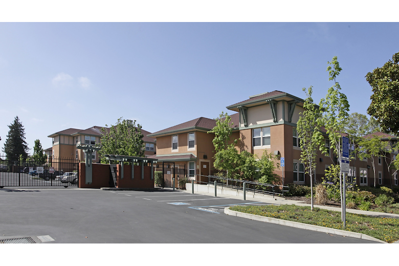 Image of Broadmoor Plaza (2)