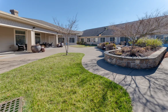 Image of Cedarhurst of Bloomington (3)