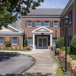 Image of Commonwealth Senior Living at Kings Grant House (1)