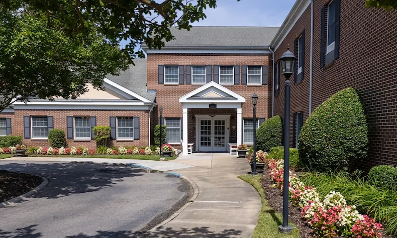 Image of Commonwealth Senior Living at Kings Grant House (1)