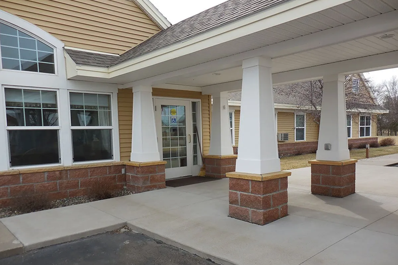 Image of Country Place (4)