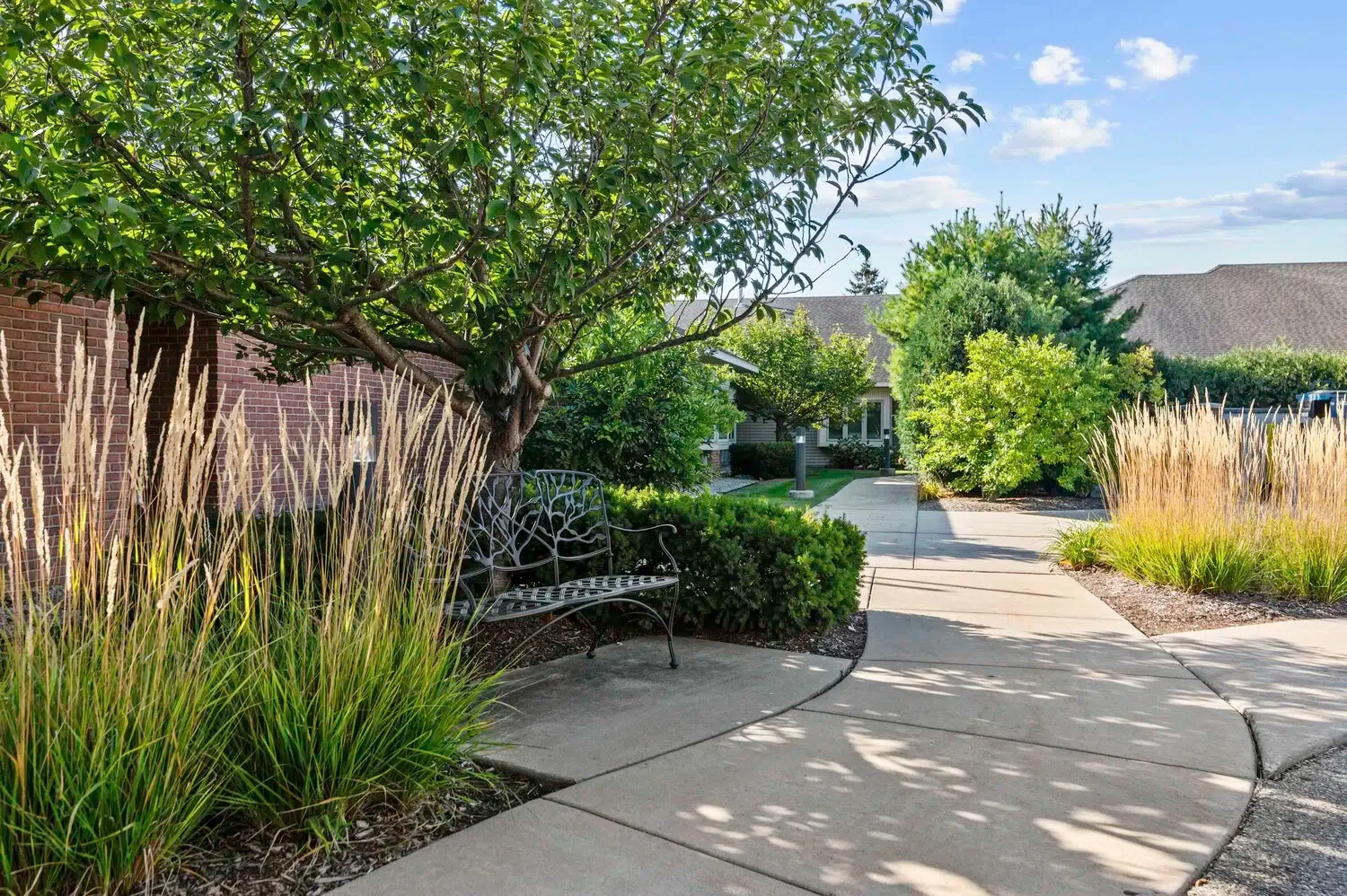 Image of Linden Square Assisted Living Center (9)