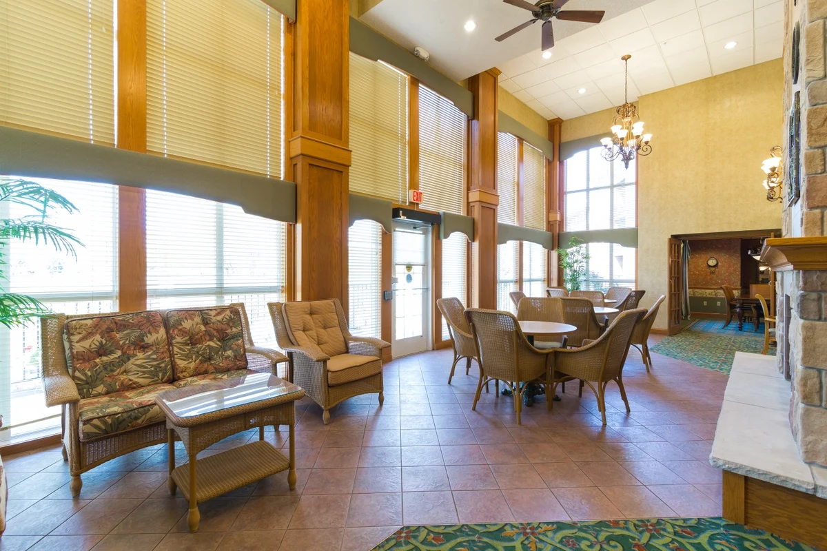 Image of SummerWood of Chanhassen (6)