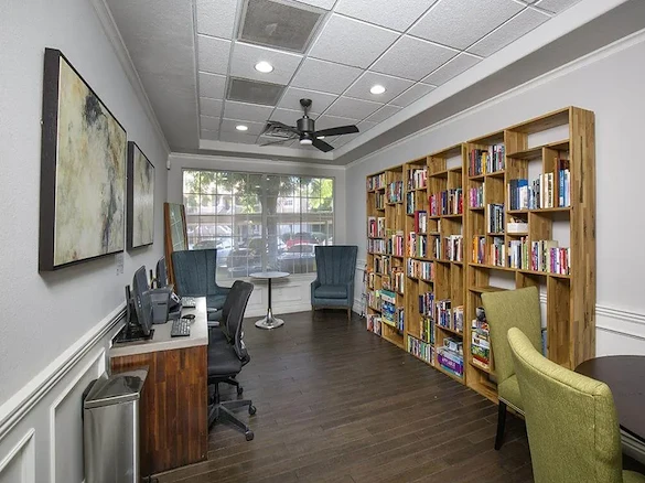 Image of Valley View Senior Apartments (3)