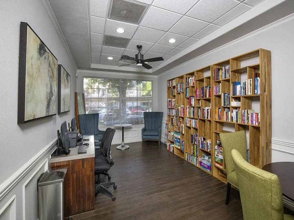 Image of Valley View Senior Apartments (3)