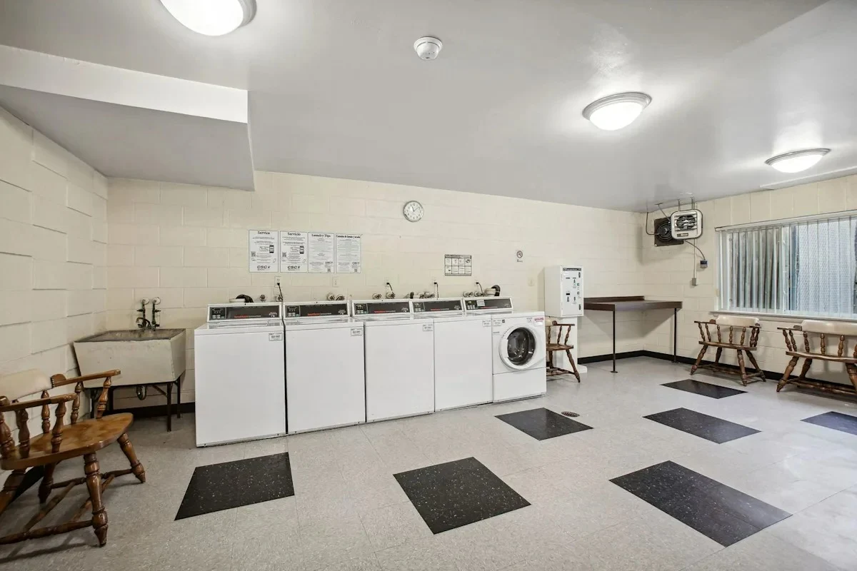 Image of The Rebecca (6)