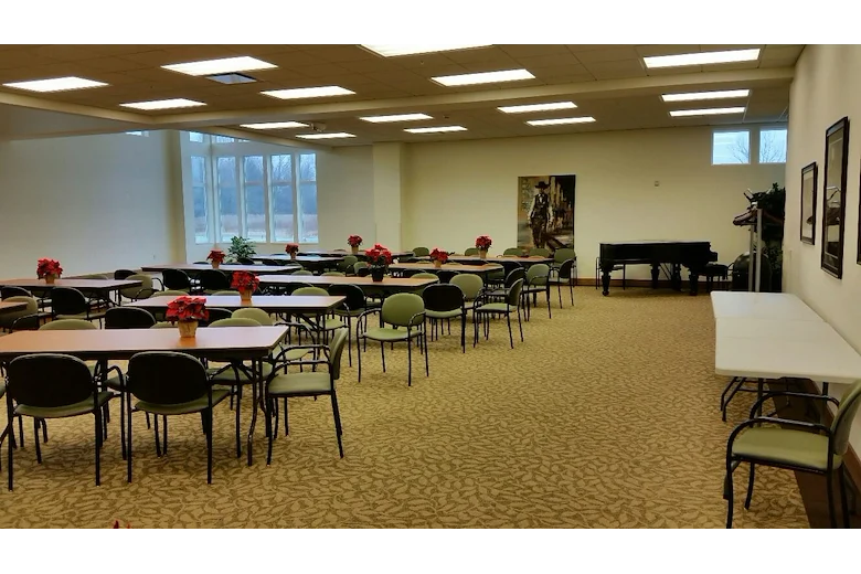 Image of Oak Park Place - Menasha (8)