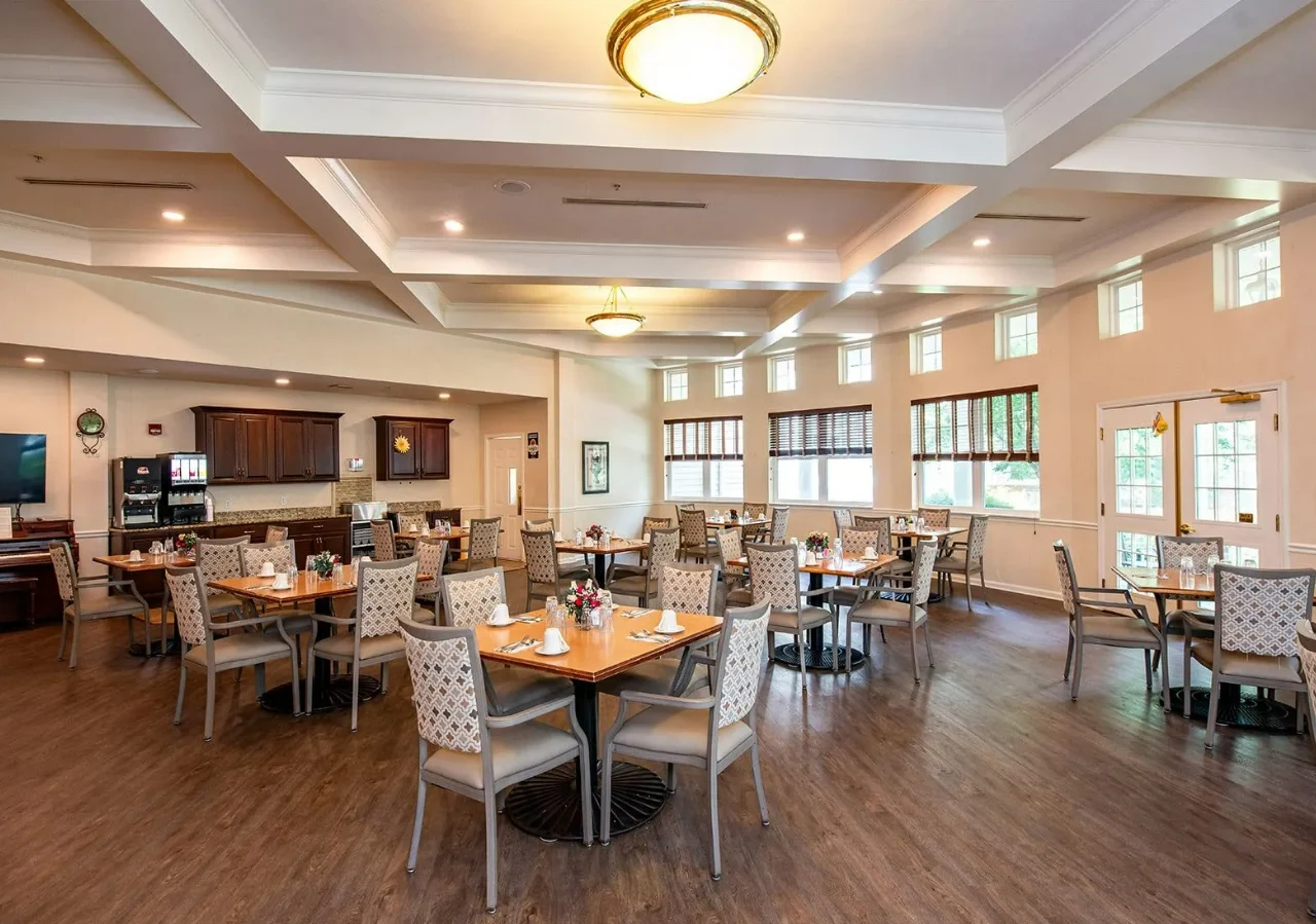 Hawthorne Woods by New Perspective in Washington, PA, dining room