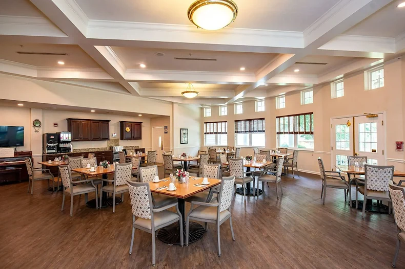 Hawthorne Woods by New Perspective in Washington, PA, dining room