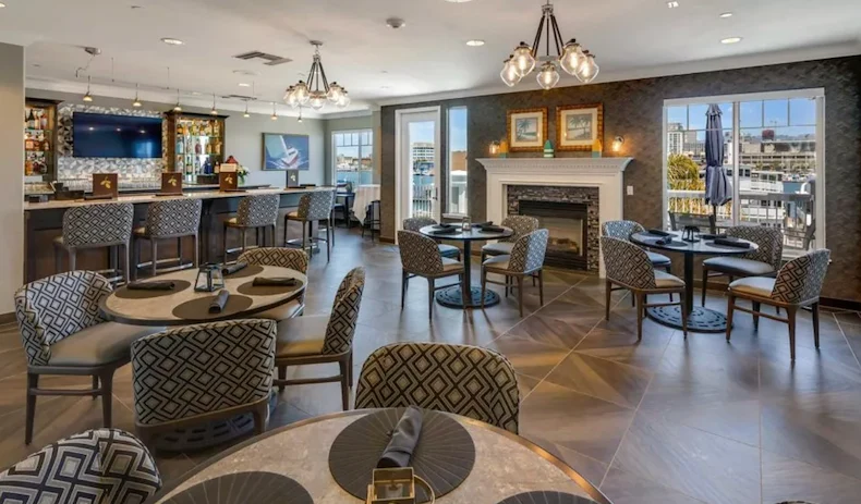 Image of Cardinal Point (6)