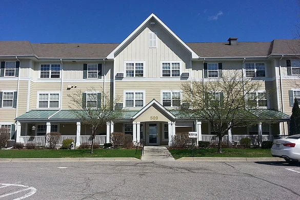 Image of Summit House Senior Apartments (1)